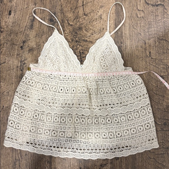 Urban Outfitters Kimchi Blue Cream Lace Top - Picture 5 of 7